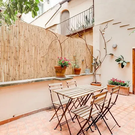Al Portico 39 With Terrace Apartment