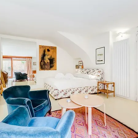 Apartment Al Portico 39 With Terrace