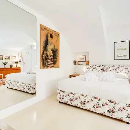 Al Portico 39 With Terrace Roma