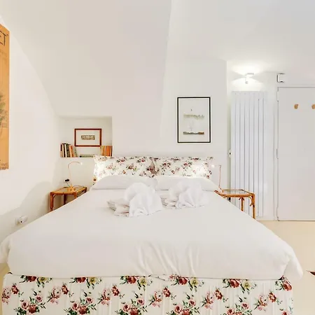 Al Portico 39 With Terrace Apartment