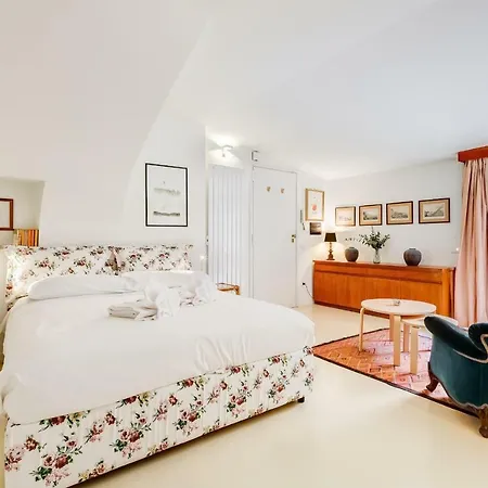 Al Portico 39 With Terrace Appartamento Roma