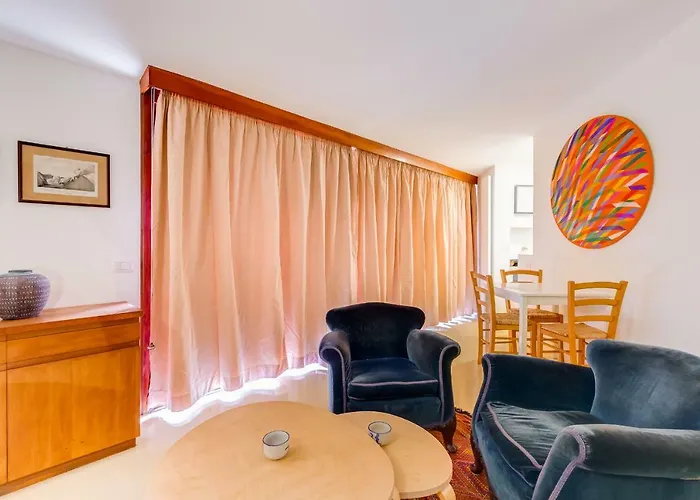 Al Portico 39 With Terrace Daire